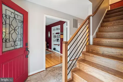 Entry Way - 15134 Holleyside Dr, Dumfries, VA 22025 photo 1 of 3