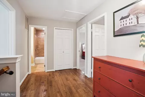 Entry Way - 15134 Holleyside Dr, Dumfries, VA 22025 photo 2 of 3