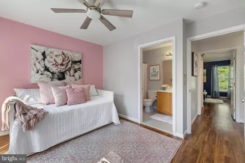 Bedroom - 15515 Three Otters Pl, Manassas, VA 20112 photo 2 of 7