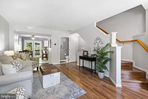 Living - 15515 Three Otters Pl, Manassas, VA 20112 photo 1 of 7