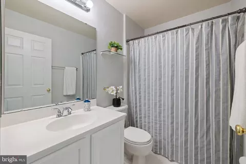 Bath - 15515 Three Otters Pl, Manassas, VA 20112 photo 4 of 7