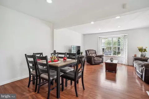 Dining - 15243 Streamside Ct, Dumfries, VA 22025 photo 1 of 2