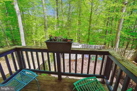 Exterior - 15243 Streamside Ct, Dumfries, VA 22025 photo 3 of 5