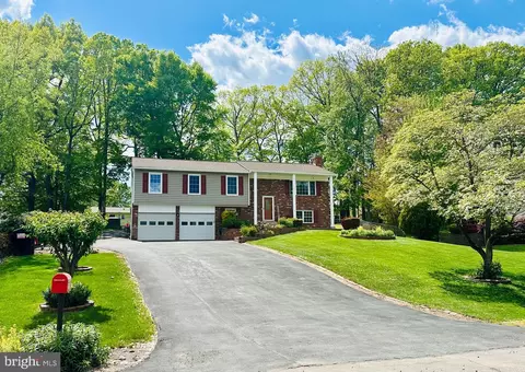 4786 Kelly Rd, Woodbridge, VA 22193