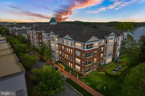 440 Belmont Bay Dr #303, Woodbridge, VA 22191