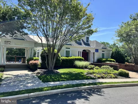 8915 Benchmark Ln, Bristow, VA 20136 photo 30