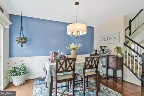 8915 Benchmark Ln, Bristow, VA 20136 photo 3