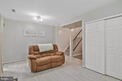 8915 Benchmark Ln, Bristow, VA 20136 photo 12