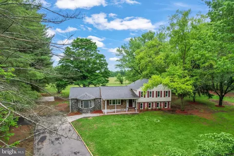 14715 Thoroughbred Dr, Nokesville, VA 20181