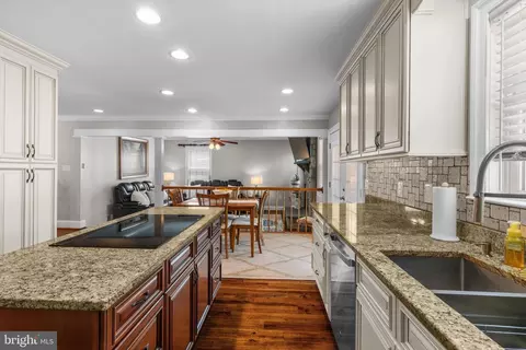 10491 Labrador Loop, Manassas, VA 20112 photo 14