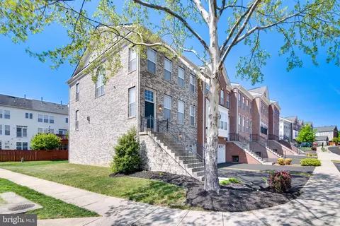 16374 Gangplank Ln, Woodbridge, VA 22191