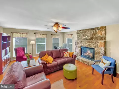 9842 Upper Mill Loop, Bristow, VA 20136 photo 26