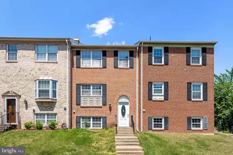 15302 Watermill Ter, Woodbridge, VA 22191