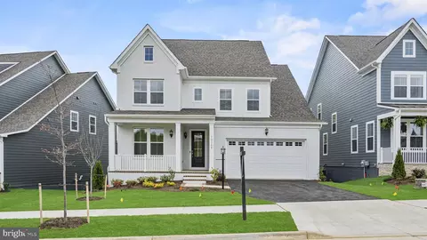 18146 Marsh Pine Rd, Dumfries, VA 22026