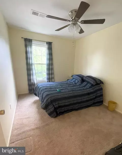 Bedroom - 9470 Abingdon Ct, Manassas, VA 20109 photo 1 of 4