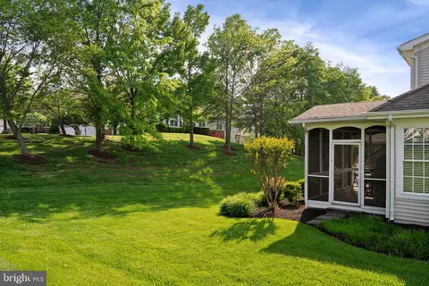 Exterior - 6922 Broadleaf Ter, Gainesville, VA 20155 photo 6 of 9