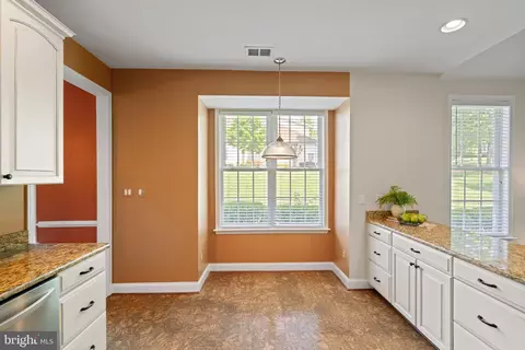 Kitchen - 6922 Broadleaf Ter, Gainesville, VA 20155 photo 3 of 3
