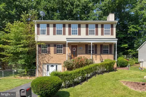 13396 Packard Dr, Woodbridge, VA 22193