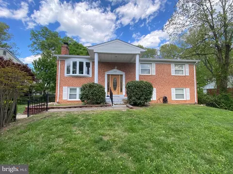 13241 Kurtz Rd, Woodbridge, VA 22193