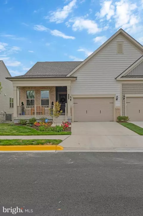 15535 Marigold Falls Ln, Haymarket, VA 20169