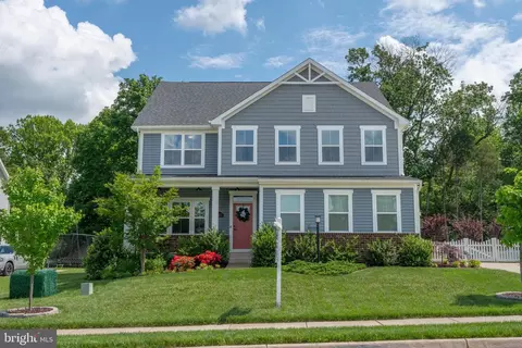 15113 Haymarket Landing Dr, Haymarket, VA 20169