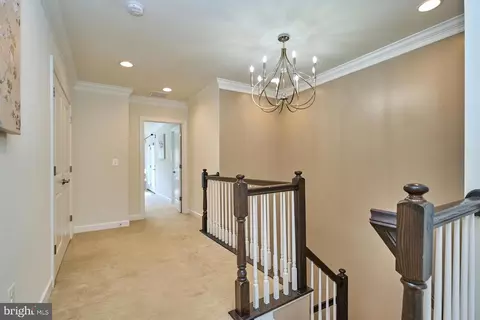 Entry Way - 7940 Turtle Creek Cir, Gainesville, VA 20155 photo 2 of 3