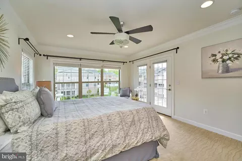 Bedroom - 7940 Turtle Creek Cir, Gainesville, VA 20155 photo 2 of 4