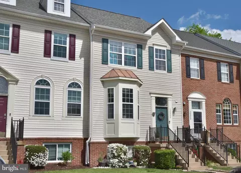 12332 Darton Woods Loop, Bristow, VA 20136