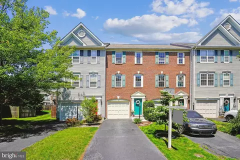 8426 Limbaugh Way, Bristow, VA 20136