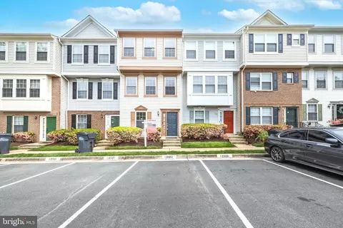 12323 Newcastle Loop, Woodbridge, VA 22192