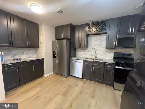 12703 Gordon Blvd #28, Woodbridge, VA 22192