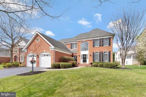 15067 Gaines Mill Cir, Haymarket, VA 20169
