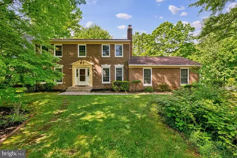 11911 Cotton Mill Dr, Woodbridge, VA 22192