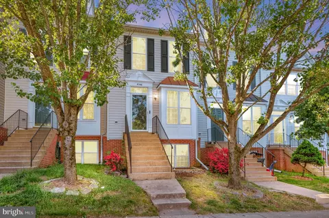 4146 Ashmere Cir, Dumfries, VA 22025