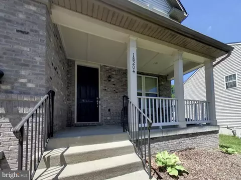 18204 Jillian Ln, Triangle, VA 22172 photo 3