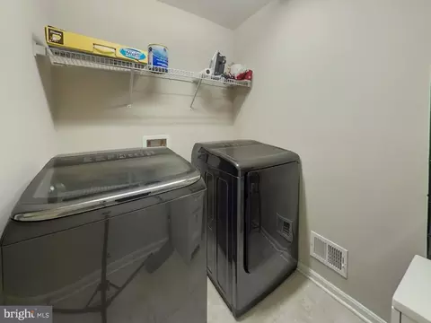 18204 Jillian Ln, Triangle, VA 22172 photo 28