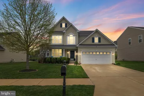 15051 Barnes Meadows Ct, Woodbridge, VA 22193