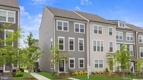 1770 Hickory Woods Rd, Dumfries, VA 22026