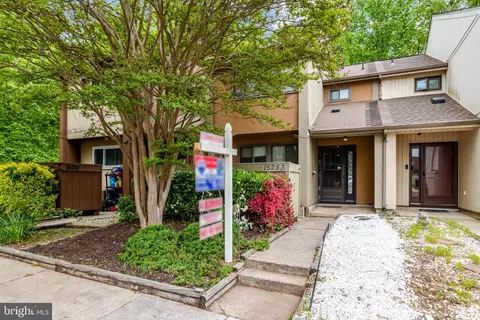 15253 Flintlock Ter, Woodbridge, VA 22191