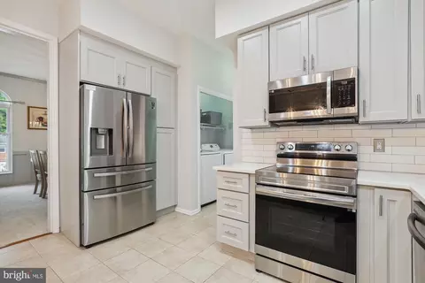 15895 Northgate Dr, Dumfries, VA 22025 photo 8