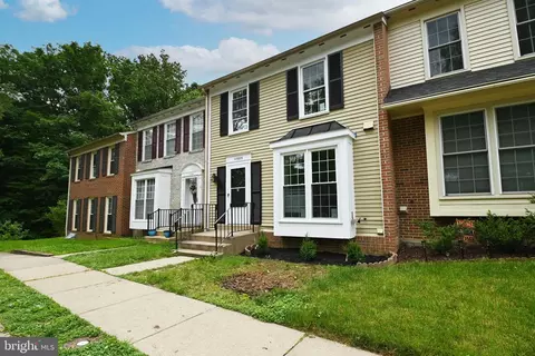 11585 Overleigh Dr, Woodbridge, VA 22192