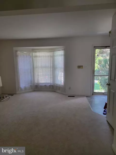 4061 Jasper Loop, Dumfries, VA 22025 photo 8