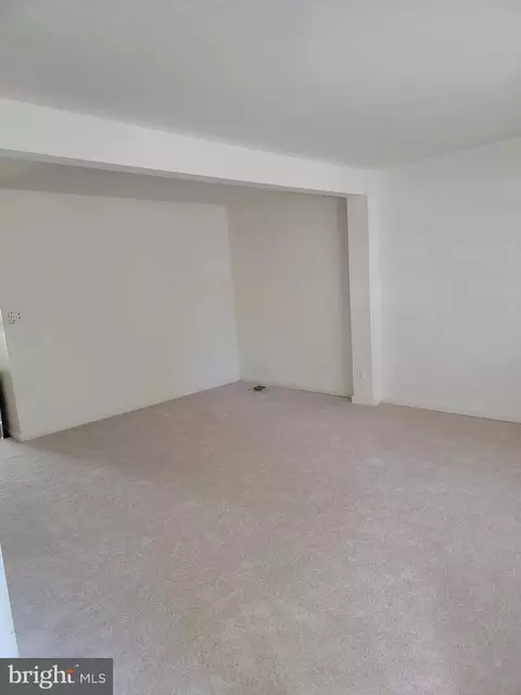 4061 Jasper Loop, Dumfries, VA 22025 photo 10