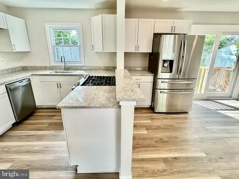 8002 Clifton St, Manassas, VA 20109 photo 6