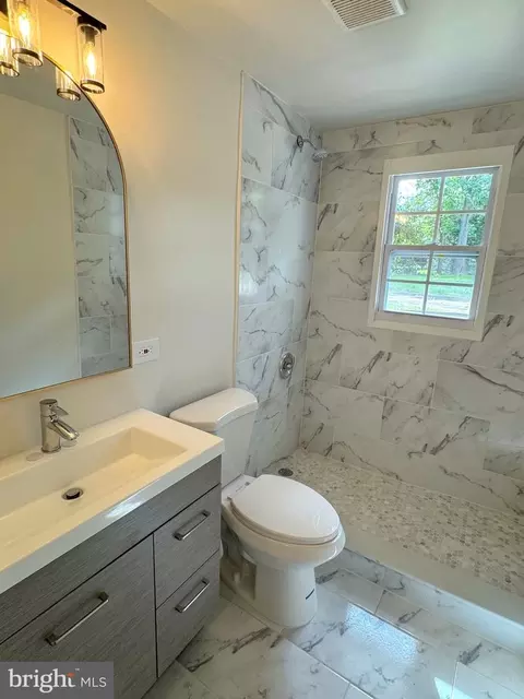 8002 Clifton St, Manassas, VA 20109 photo 14