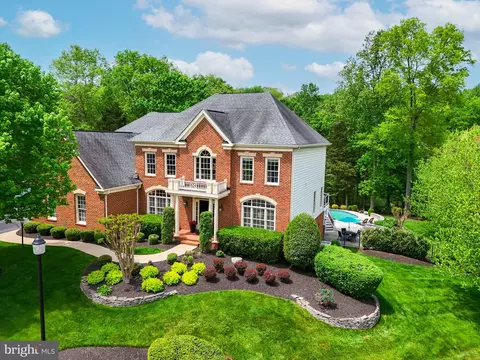 5500 Roan Chapel Dr, Haymarket, VA 20169