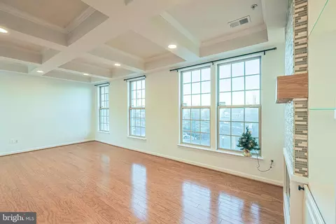 Living - 7824 Cedar Branch Dr, Gainesville, VA 20155 photo 1 of 11