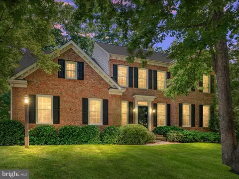 12335 Cold Stream Guard Ct, Bristow, VA 20136