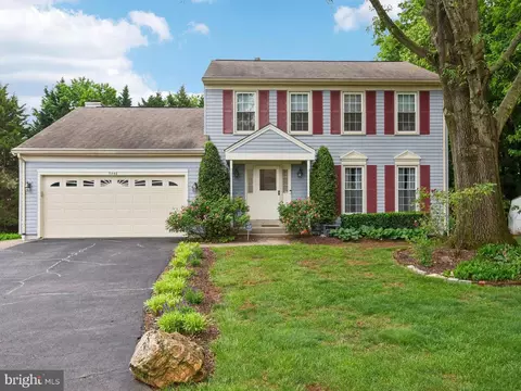 5446 Lomax Way, Woodbridge, VA 22193
