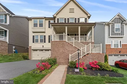 17875 Sugarberry Rd, Dumfries, VA 22026